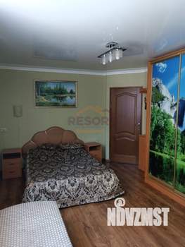 Студия квартира, посуточно, 33м2, 3/3 этаж