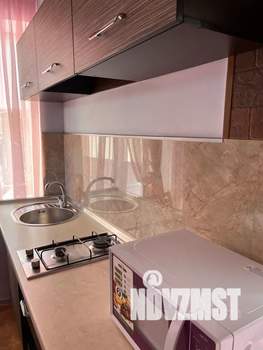 1-к квартира, посуточно, 25м2, 1/2 этаж