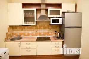 3-к квартира, посуточно, 72м2, 2/2 этаж