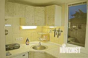 2-к квартира, посуточно, 40м2, 4/4 этаж