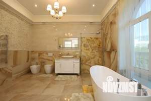 2-к квартира, посуточно, 140м2, 6/6 этаж