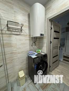 Студия квартира, посуточно, 38м2, 3/6 этаж