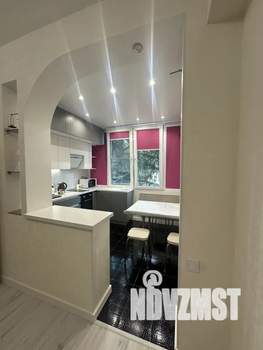 Студия квартира, посуточно, 30м2, 3/3 этаж