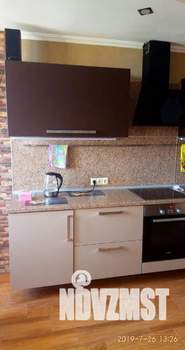 Студия квартира, посуточно, 37м2, 6/11 этаж