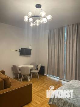 Студия квартира, посуточно, 38м2, 2/3 этаж