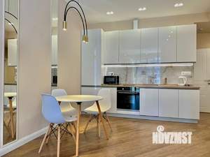 Студия квартира, посуточно, 50м2, 13/19 этаж