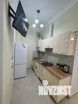 1-к квартира, посуточно, 40м2, 1/2 этаж