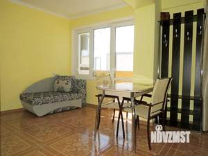 Студия квартира, посуточно, 30м2, 1/2 этаж
