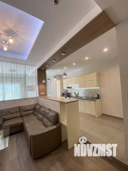 Студия квартира, посуточно, 55м2, 2/12 этаж