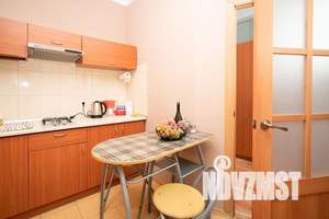 1-к квартира, посуточно, 40м2, 2/4 этаж
