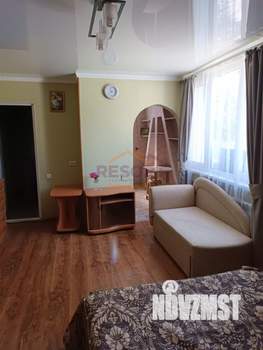 Студия квартира, посуточно, 33м2, 3/3 этаж