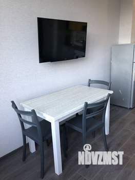 1-к квартира, посуточно, 32м2, 3/6 этаж