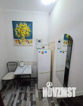 1-к квартира, посуточно, 18м2, 3/3 этаж