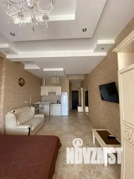 Студия квартира, посуточно, 40м2, 2/8 этаж