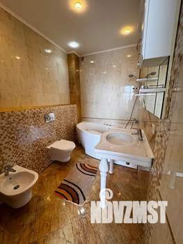 2-к квартира, посуточно, 80м2, 2/6 этаж