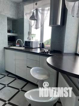 Студия квартира, посуточно, 25м2, 3/3 этаж