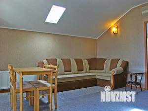 2-к квартира, посуточно, 55м2, 1/1 этаж