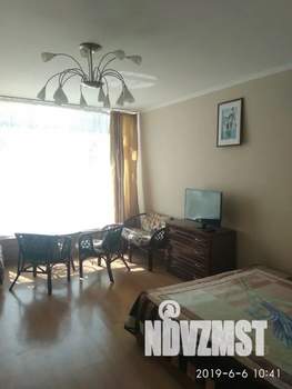 Студия квартира, посуточно, 25м2, 2/2 этаж