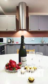 1-к квартира, посуточно, 43м2, 1/1 этаж