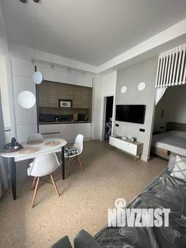 Студия квартира, посуточно, 40м2, 1/7 этаж