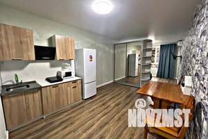 1-к квартира, посуточно, 35м2, 4/18 этаж