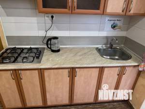 Студия квартира, посуточно, 18м2, 2/2 этаж