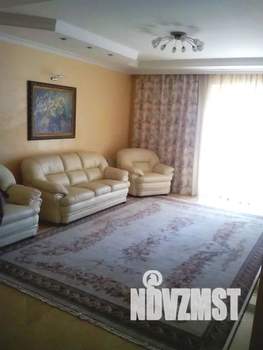 2-к квартира, посуточно, 82м2, 3/12 этаж