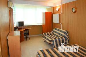 1-к квартира, посуточно, 57м2, 1/1 этаж