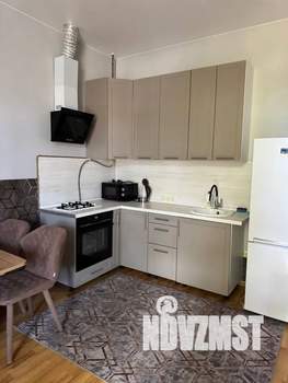 1-к квартира, посуточно, 40м2, 2/3 этаж