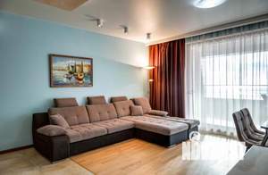 2-к квартира, посуточно, 80м2, 1/1 этаж