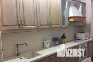 2-к квартира, посуточно, 90м2, 1/2 этаж