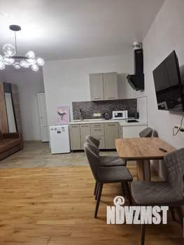 Студия квартира, посуточно, 38м2, 2/3 этаж