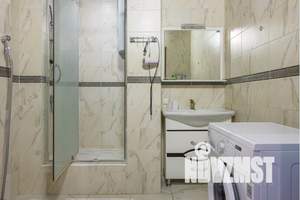 1-к квартира, посуточно, 51м2, 4/12 этаж