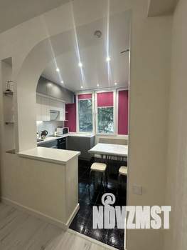 Студия квартира, посуточно, 30м2, 3/3 этаж