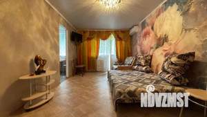 1-к квартира, посуточно, 35м2, 2/5 этаж