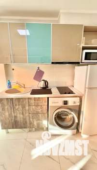 Студия квартира, посуточно, 22м2, 1/6 этаж