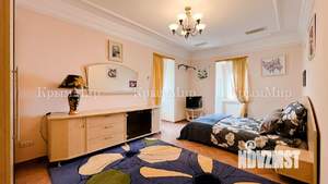 3-к квартира, посуточно, 130м2, 3/3 этаж