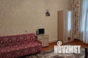 1-к квартира, посуточно, 33м2, 1/2 этаж