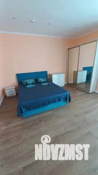 Студия квартира, посуточно, 37м2, 4/7 этаж