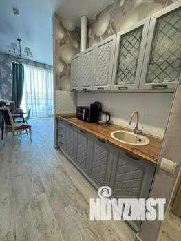 Студия квартира, посуточно, 39м2, 3/6 этаж