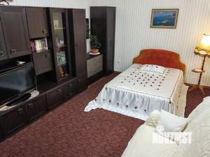 1-к квартира, посуточно, 37м2, 3/3 этаж