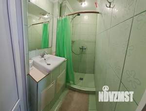 1-к квартира, посуточно, 27м2, 1/2 этаж