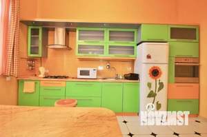 2-к квартира, посуточно, 80м2, 1/1 этаж