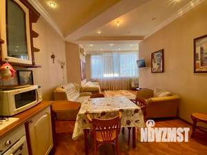 1-к квартира, посуточно, 52м2, 4/9 этаж