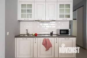 Студия квартира, посуточно, 42м2, 5/8 этаж