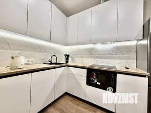 Студия квартира, посуточно, 35м2, 5/8 этаж