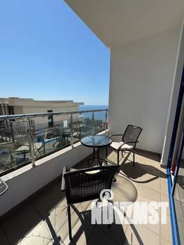 Студия квартира, посуточно, 39м2, 3/6 этаж