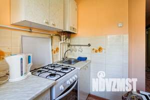 1-к квартира, посуточно, 38м2, 5/5 этаж
