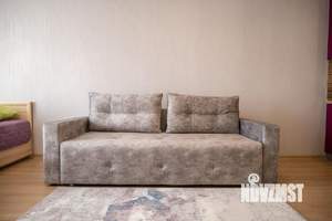 Студия квартира, посуточно, 40м2, 7/18 этаж