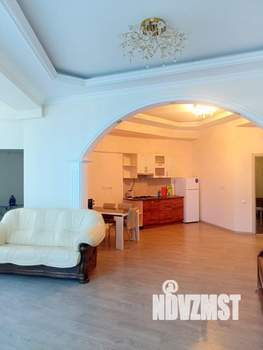 Студия квартира, на длительный срок, 60м2, 3/10 этаж